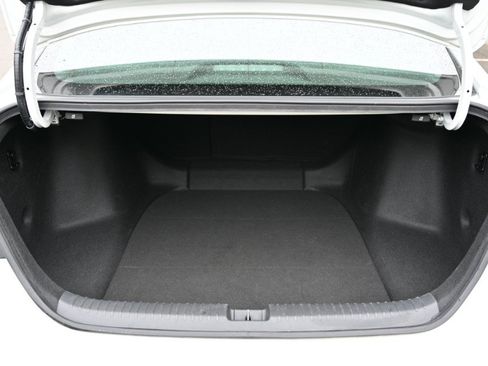 Used 2025 Honda Accord Sport image 17