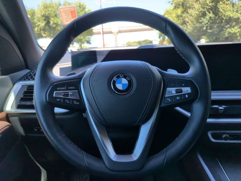 Used 2024 BMW X5 xDrive40i w/ Parking Assistance Package AWD/4WD image 22