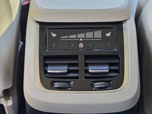 Used 2023 Volvo XC90 T8 Core w/ Protection Package Premier image 42