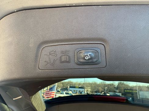 Used 2016 Lincoln MKC Reserve w/ Lincoln MKC Climate Package image 6