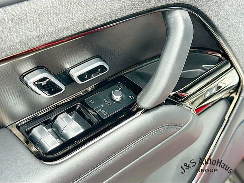 Used 2024 Land Rover Range Rover Sport Dynamic SE AWD/4WD image 23