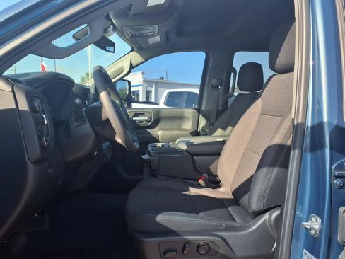 Used 2025 Chevrolet Silverado 2500 Custom w/ Custom Value Package AWD/4WD image 17