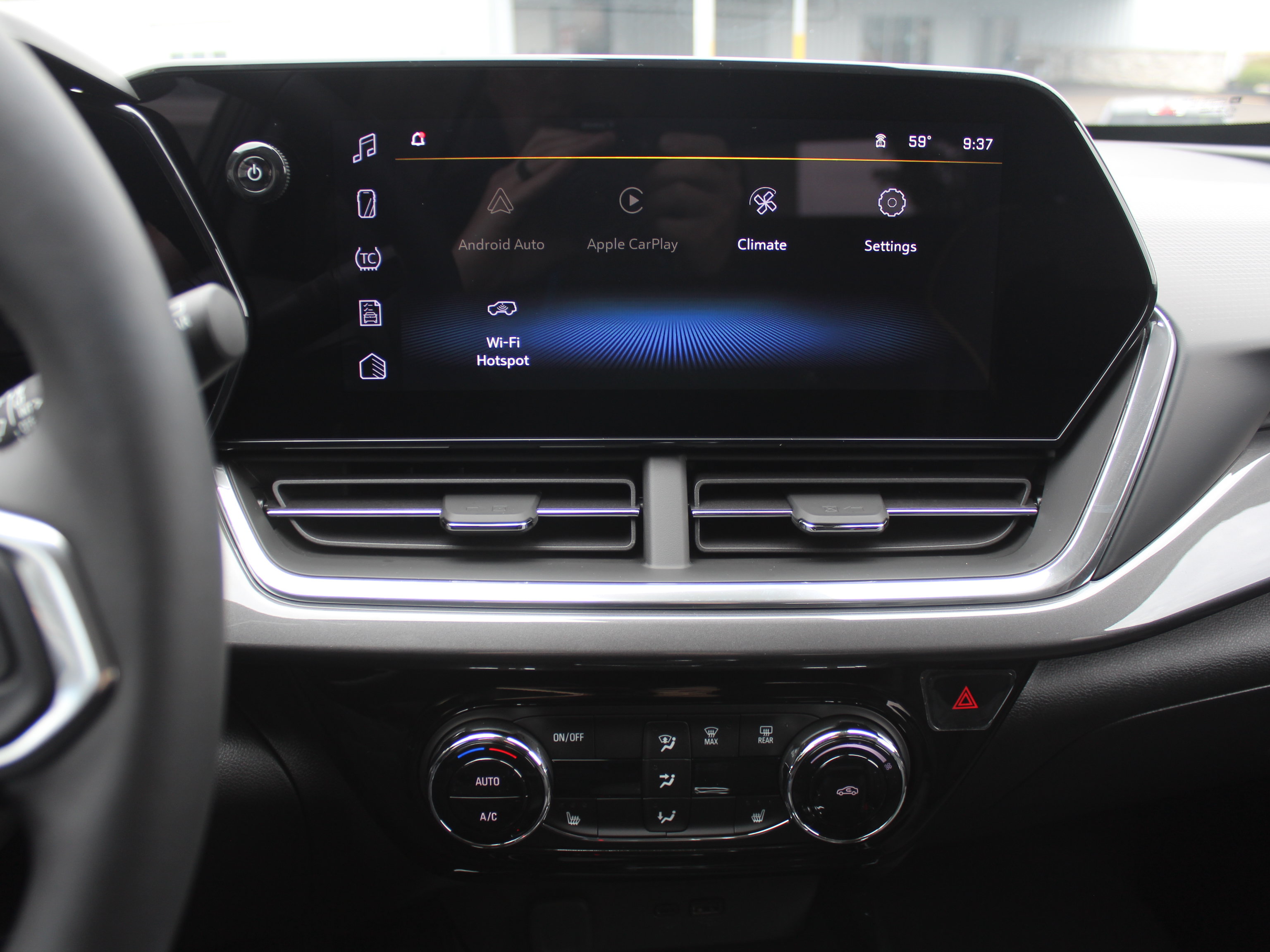 New 2026 Chevrolet Trax ACTIV w/ Driver Confidence Package FWD image 15