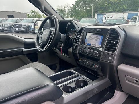 Used 2019 Ford F150 XLT w/ Equipment Group 302A Luxury AWD/4WD image 15