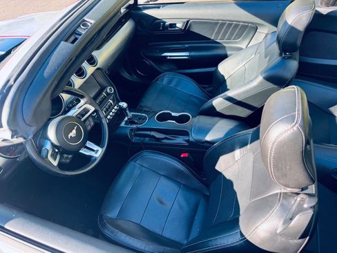 Used 2019 Ford Mustang GT Premium RWD image 21