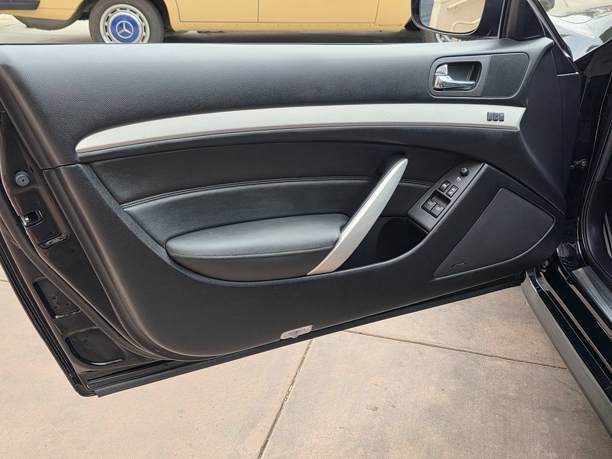 Used 2009 INFINITI G37 Sport w/ Premium Pkg RWD image 24