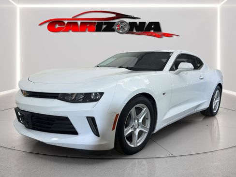 Used 2016 Chevrolet Camaro LT RWD image 4