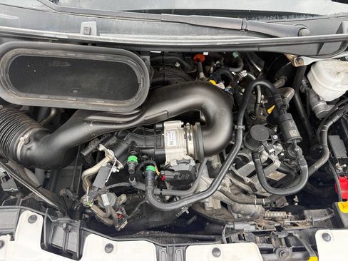 Used 2024 Ford Transit 250 148 Medium Roof RWD image 9