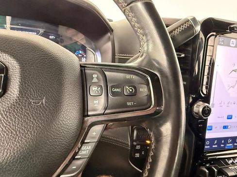 Used 2023 RAM 2500 Limited AWD/4WD image 35