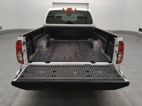 Used 2019 Nissan Frontier S image 29