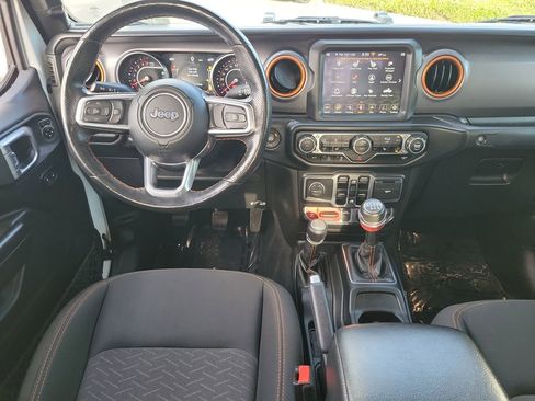 Certified 2021 Jeep Gladiator Mojave image 4