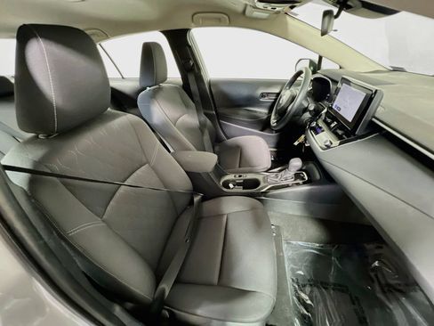 Certified 2025 Toyota Corolla LE FWD image 24