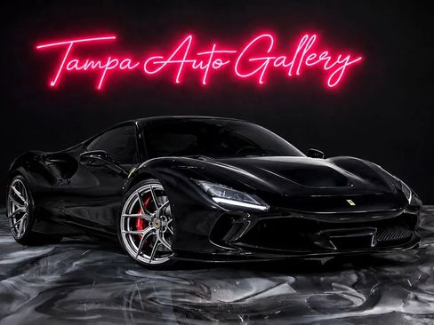 Used 2020 Ferrari F8 Tributo RWD image 1
