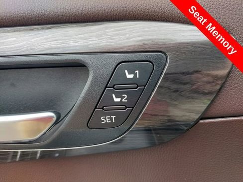 Used 2021 Toyota Highlander Platinum image 21