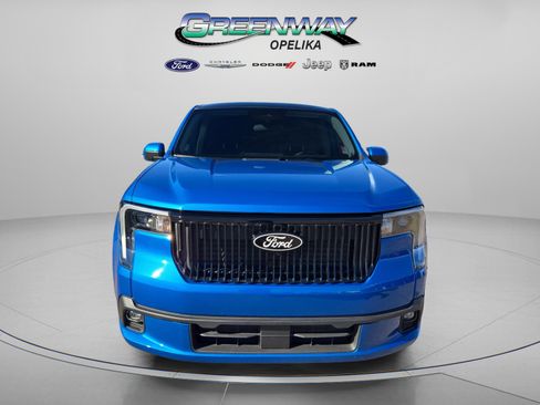 Used 2025 Ford Maverick Lobo image 2