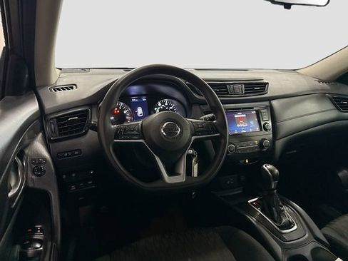 Used 2020 Nissan Rogue S image 18