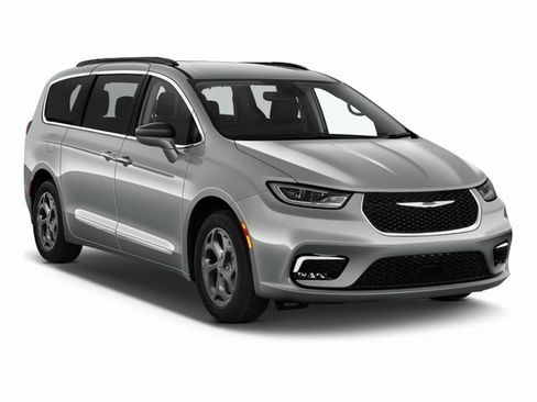 Used 2024 Chrysler Pacifica Limited image 1