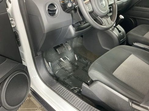 Used 2017 Jeep Patriot Sport w/ Power Value Group image 14