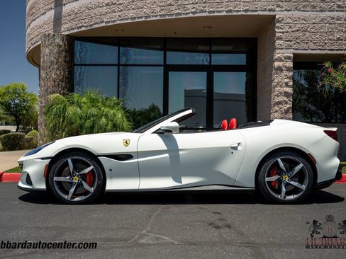 Used 2022 Ferrari Portofino M RWD image 5