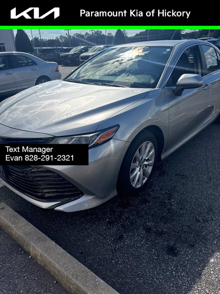 Used 2019 Toyota Camry LE FWD image 1