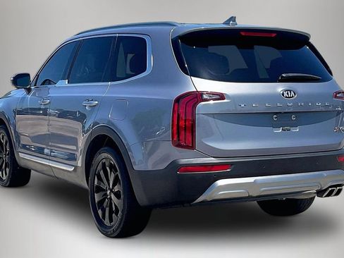Used 2021 Kia Telluride S FWD image 4