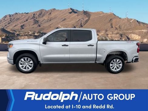 Used 2022 Chevrolet Silverado 1500 Custom image 2