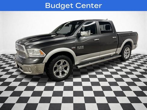 Used 2017 RAM 1500 Laramie w/ Convenience Group image 4