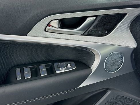 New 2026 Genesis G70 2.5T Prestige image 20