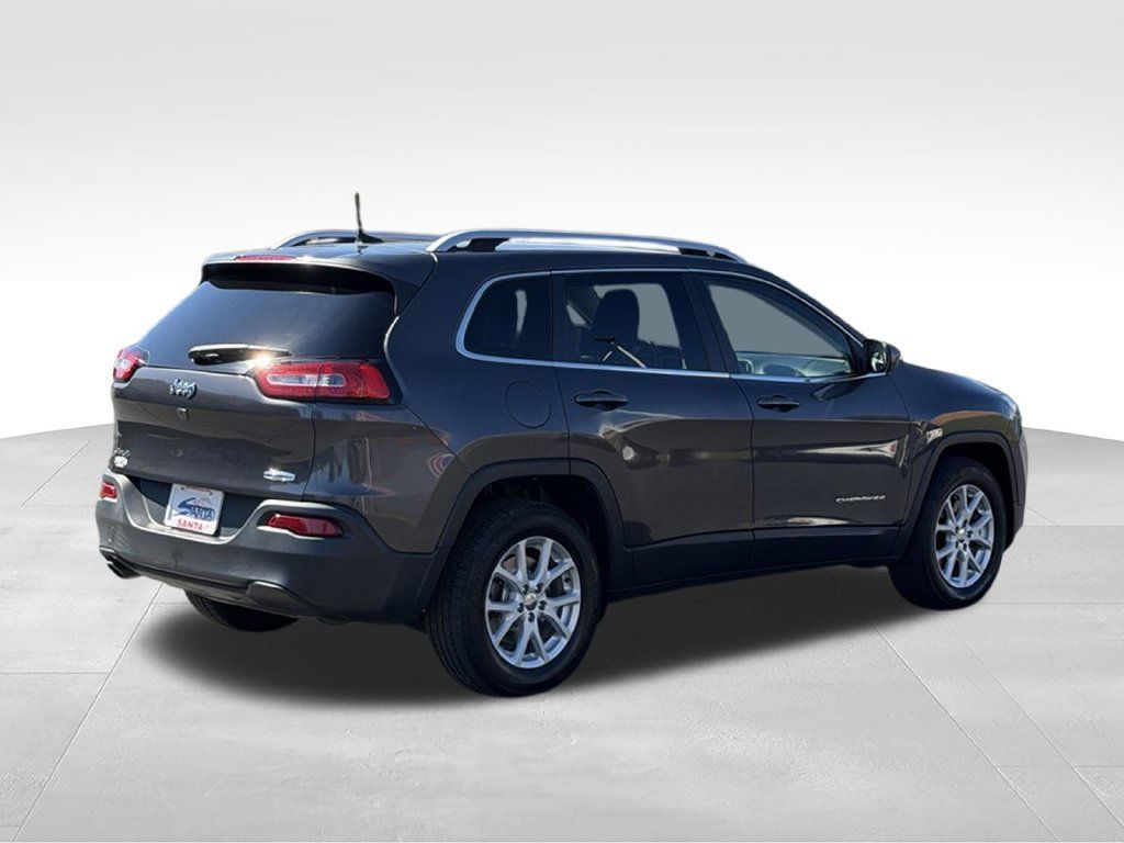 Used 2017 Jeep Cherokee Latitude w/ True North Edition AWD/4WD image 16