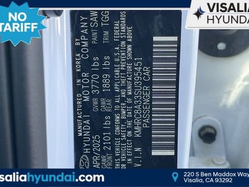 New 2025 Hyundai Venue SEL image 34