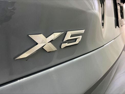 New 2026 BMW X5 xDrive50e w/ M Sport Package AWD/4WD image 6