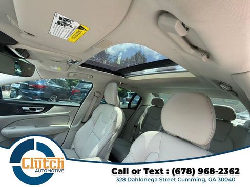 Used 2019 Volvo S60 T6 Momentum w/ Premium Package AWD/4WD image 13