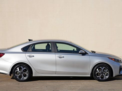 Used 2021 Kia Forte LXS FWD image 43