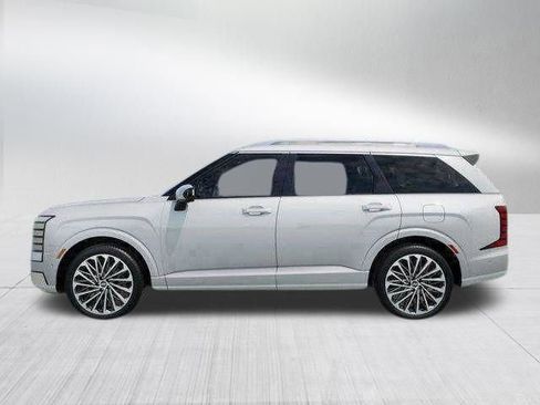 New 2026 Hyundai Palisade Calligraphy FWD image 3