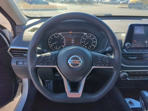 Used 2019 Nissan Altima 2.5 S image 23
