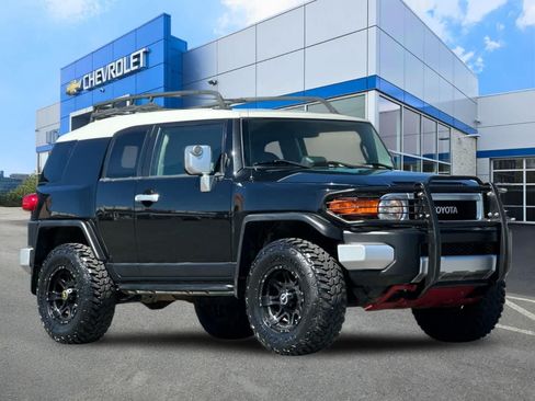 Used 2007 Toyota FJ Cruiser 4WD w/ Upgrade Pkg 1 image 9