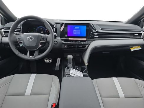 New 2026 Toyota Camry SE image 9