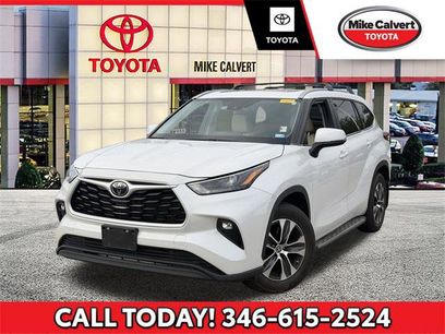 Certified 2023 Toyota Highlander XLE