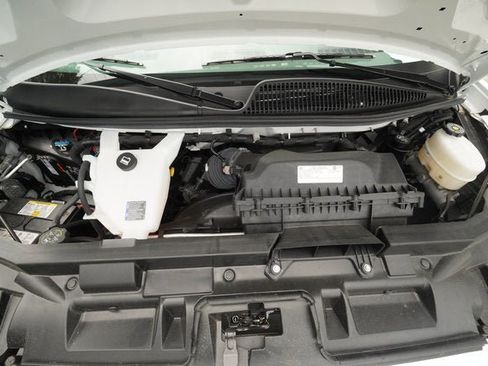 New 2026 GMC Savana 4500 w/ Power Convenience Package RWD image 10