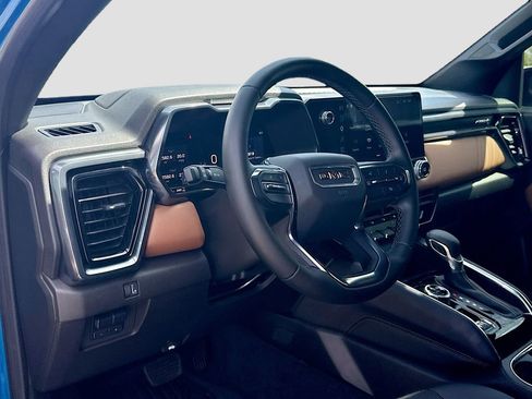 Used 2024 GMC Canyon AT4 w/ Technology Package image 20