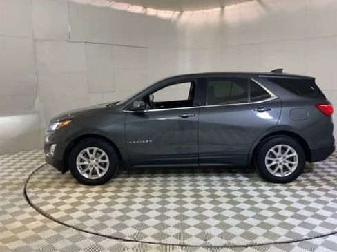 Used 2020 Chevrolet Equinox LT w/ Driver Convenience Package image 5
