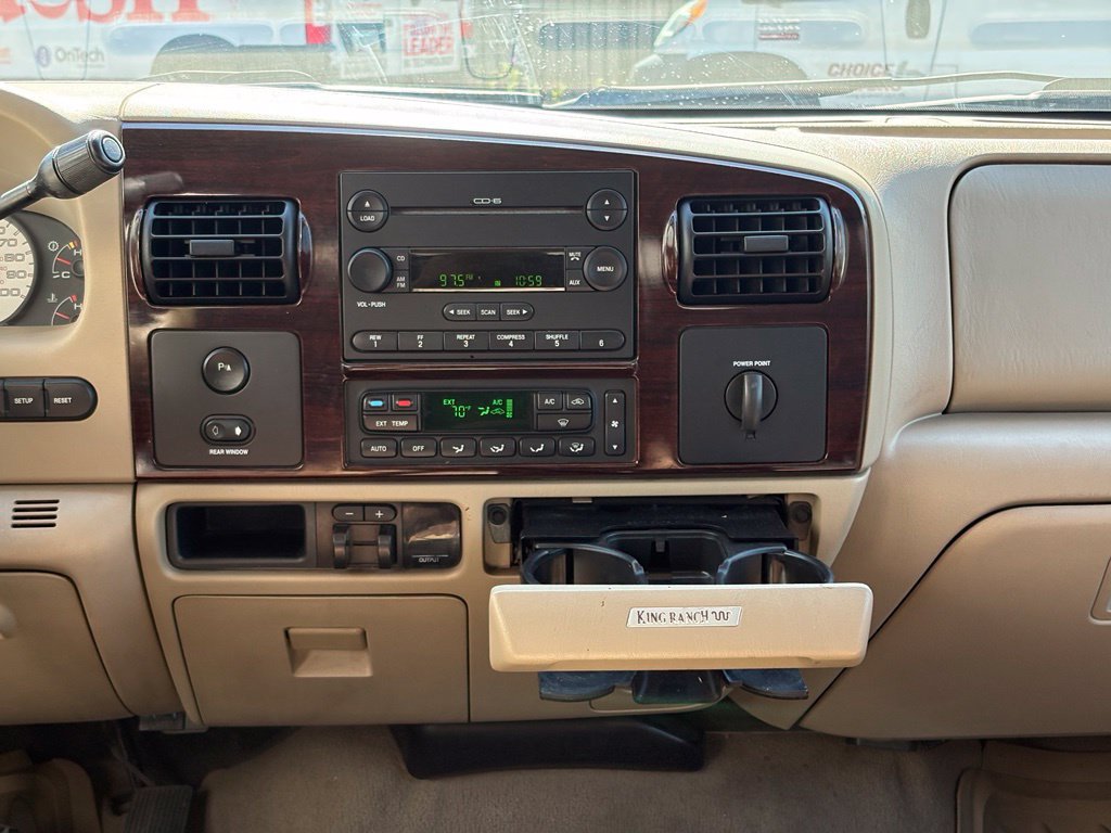 Used 2005 Ford F350 King Ranch RWD image 12