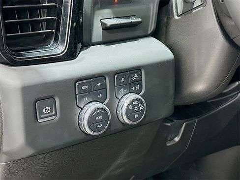 Used 2024 GMC Sierra 2500 AT4 w/ AT4 Premium Plus Package image 10