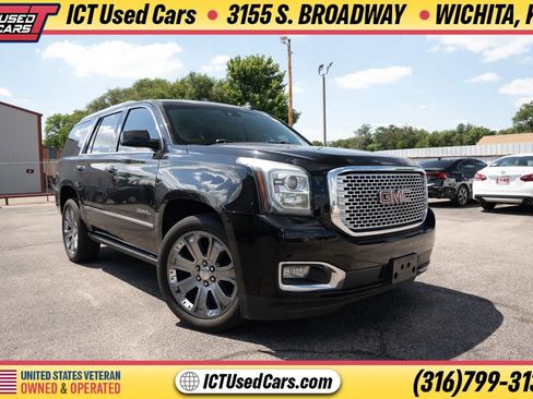 Used 2015 GMC Yukon Denali w/ Premium Package AWD/4WD image 4