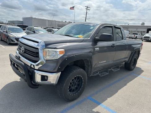 Used 2014 Toyota Tundra SR5 w/ SR5 Upgrade Package image 2