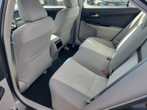 Used 2013 Toyota Camry LE image 20