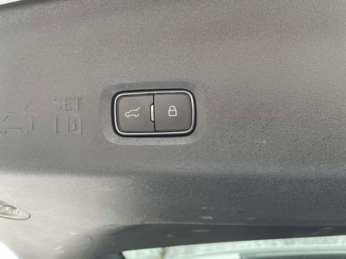 Used 2025 Ford Expedition Max Platinum image 21