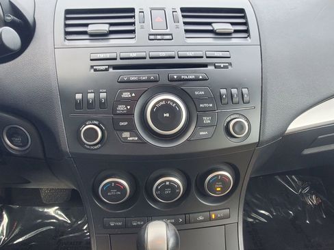 Used 2012 MAZDA MAZDA3 s Touring image 28