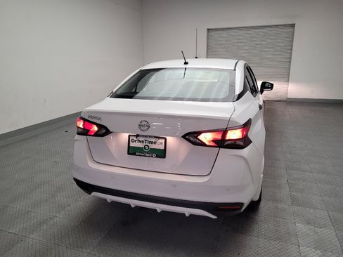 Used 2020 Nissan Versa S FWD image 7