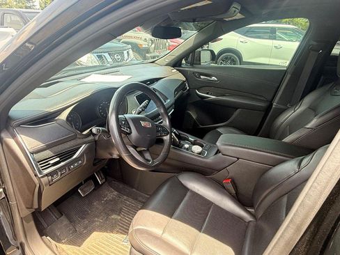 Used 2020 Cadillac XT4 Sport FWD image 7